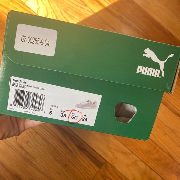 Brand New Pink Puma sneakers - Picture 5 of 5